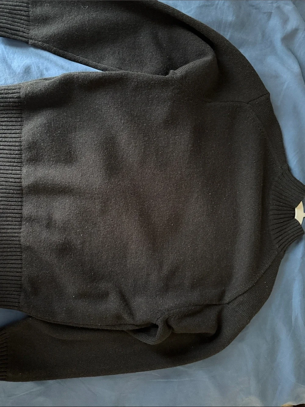 Uniqlo Men's Black Turtleneck Sweater
